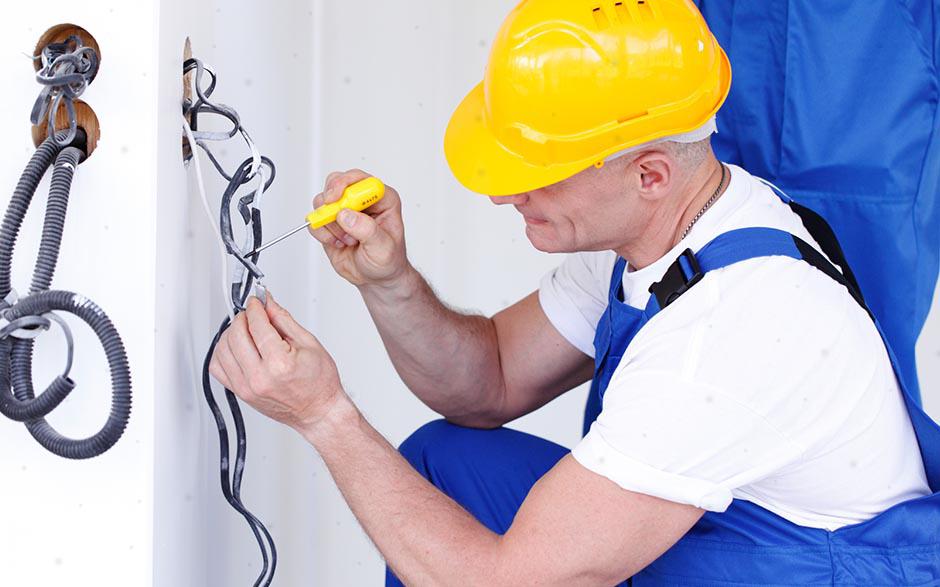 recherche électricien bâtiment Versailles